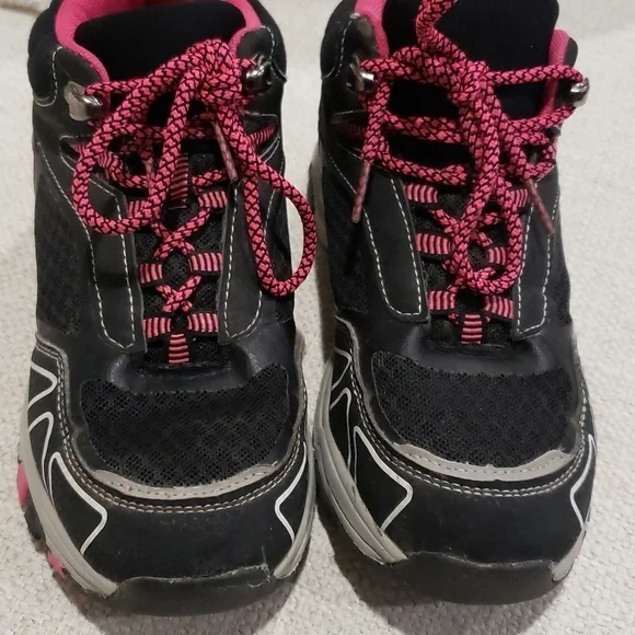 Pink and black snickers kids size 3 - Picture 6 of 8